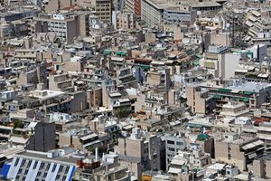 Τα ελληνικά σπίτια μετατρέπονται σε θερμικές παγίδες τα καλοκαίρια