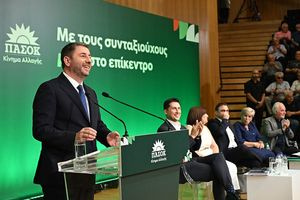 Νίκος Ανδρουλάκης: «17 κοστολογημένες δεσμεύσεις για τους συνταξιούχους»