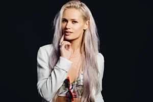 Πέθανε η Lauren Bennett – Η φωνή του ”Party Rock Anthem” σίγησε σε ηλικία 37 ετών