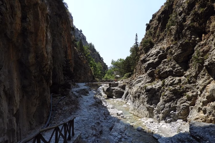 Χανιά: Κλειστό θα παραμείνει το φαράγγι της Σαμαριάς την Τετάρτη(22/7) λόγω καύσωνα