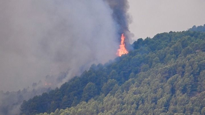 Γαλλία: Λιγότερες οι ενεργές εστίες στην Ζιρόντ – Ισπανία: Επιβράδυνση της εξάπλωσης της πυρκαγιάς στην περιοχή της Μαδρίτης