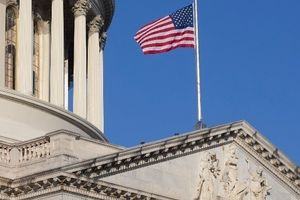Οι ΗΠΑ ανακοινώνουν δασμούς 50% σε σειρά προϊόντων του Καναδά