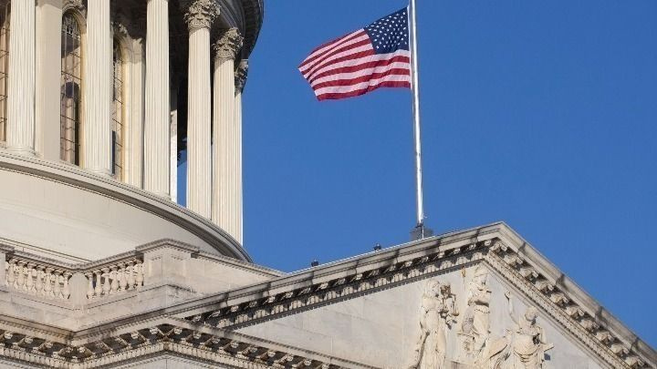 Οι ΗΠΑ ανακοινώνουν δασμούς 50% σε σειρά προϊόντων του Καναδά