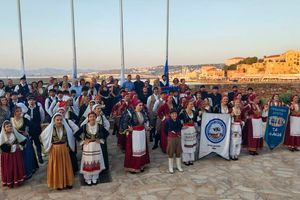 Η Κρήτη χτύπησε στην καρδιά της Ομογένειας – Συγκίνηση στην έπαρση των σημαιών στο Φιρκά (φωτο)