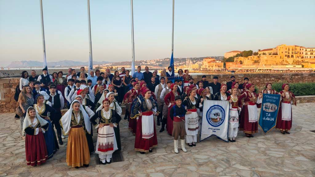 Η Κρήτη χτύπησε στην καρδιά της Ομογένειας – Συγκίνηση στην έπαρση των σημαιών στο Φιρκά (φωτο)
