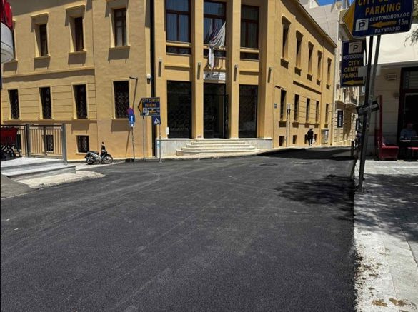 Εργασίες ανύψωσης φρεατίων στην οδό Κορωναίου την Κυριακή 12 Ιουλίου