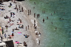 «Καμπανάκι» Κολυδά για υψηλές θερμοκρασίες το επόμενο τριήμερο – «Αυξημένη προσοχή σε Αττική, Πελοπόννησο και Κρήτη»