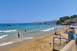 Άνδρας έχασε τη ζωή του στην παραλία του Κουμ Καπί! Νέα έκκληση για ναυαγοσώστη στην παραλία (φωτο)