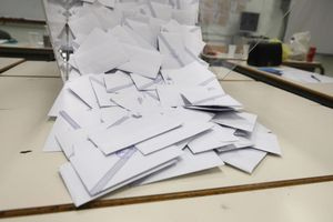 Δημοσκόπηση Prorata: Πάνω από 8 στους 10 θα ψηφίσουν με κριτήριο την ακρίβεια