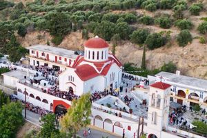 Όλα είναι έτοιμα για τον εορτασμό της Αγίας Μαρίνας στη Βόνη – Αναλυτικά τα δρομολόγια για το μοναστήρι