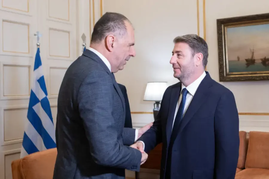 Ανδρουλάκης για το καλώδιο Ελλάδας – Κύπρου μετά τις συναντήσεις με Γεραπετρίτη και Δένδια: «Δεν φτάνει το Μαξίμου να σηκώνει τηλέφωνα στις 3 το πρωί»