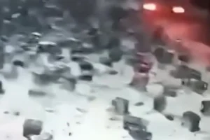 «Ποτάμι» από μπύρες σε αυτοκινητόδρομο – Έπεσαν 2.000 κιβώτια από φορτηγό