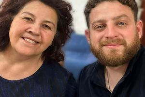 Πένθος για τον πολυβραβευμένο Κρητικό παίκτη του Master Chef, Γιώργο Χρονάκη – Έχασε τη μητέρα του ξαφνικά έπειτα από χειρουργείο