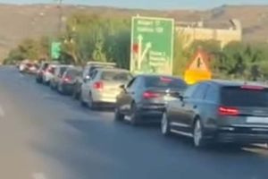 Κυκλοφοριακό έμφραγμα στον κόμβο Μουρνιών στα Χανιά, ελέω… Βαμβακόπουλου και… φαναριού (φωτο)