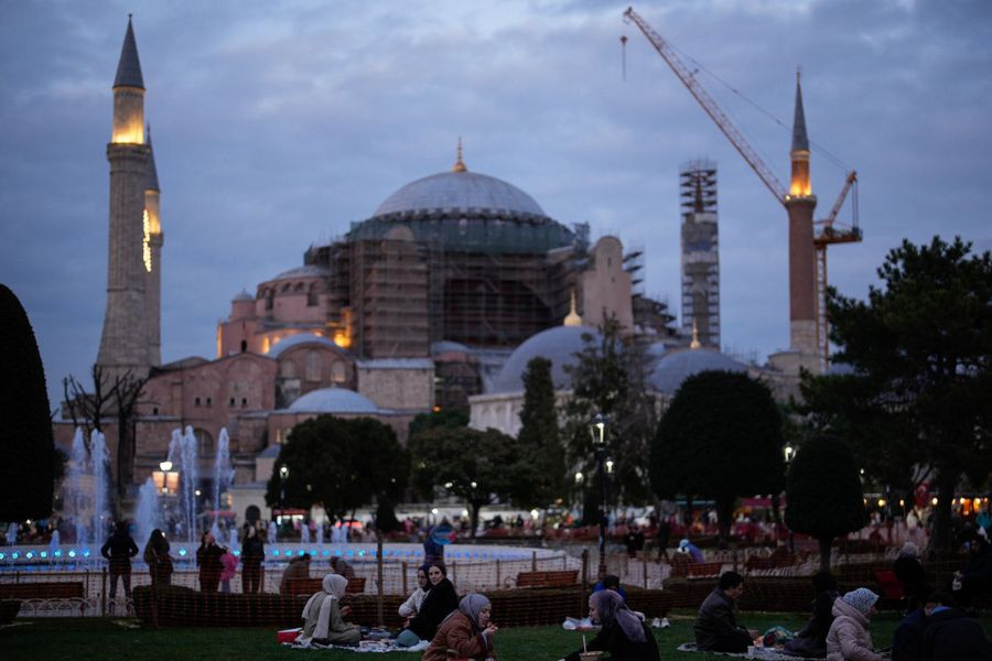 Τουρκία: Προκλητική ανάρτηση για τη μετατροπή της Αγίας Σοφίας σε τζαμί – «Σύμβολο της άλωσης»
