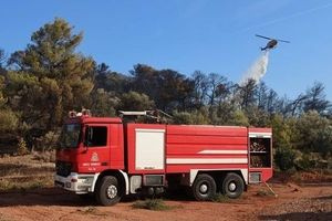 Φωτιά τώρα στην Επίδαυρο: Επιχειρούν τέσσερα εναέρια μέσα