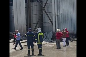Πυρκαγιά σε εργοστάσιο στα Εξαμίλια Κορίνθου – Νεκρός εντοπίστηκε ένας άνθρωπος