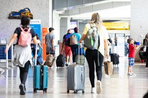 Ποια μέρα διακινήθηκε μια πόλη άνω των 60.000 κατοίκων στο αεροδρόμιο Ηρακλείου- Ξεπέρασαν το 1,4 εκατομμύριο οι επιβάτες τον Ιούνιο