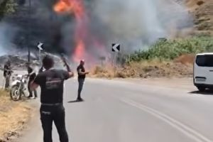 Μεγάλη φωτιά στη Μεσαρά – Σηκώθηκαν δύο ελικόπτερα – Ήχησε το 112