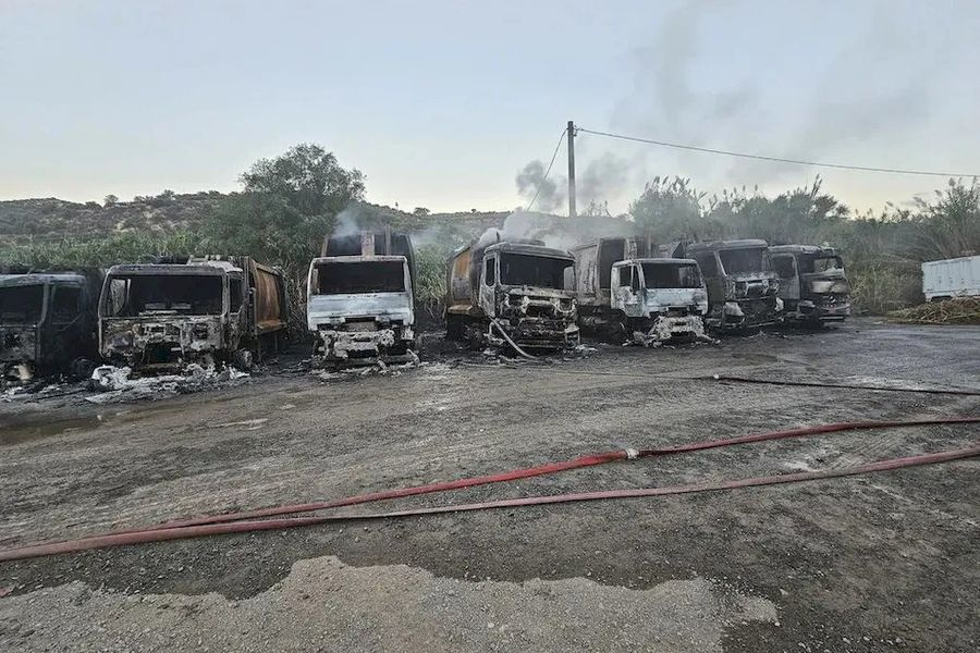 Εμπρησμός απορριμματοφόρων Μαλεβιζίου: Ελεύθερος ο 46χρονος επιχειρηματίας