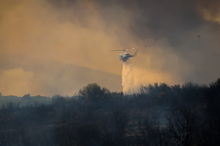 Μπαράζ πυρκαγιών σε όλη τη χώρα: 60 μέτωπα σε ένα 24ωρο, 16 ξέσπασαν ταυτόχρονα στην Κεντρική Μακεδονία