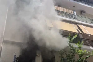 Τραγωδία στα Πατήσια: Νεκρή ηλικιωμένη από φωτιά σε διαμέρισμα