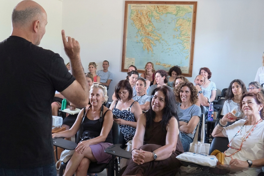 Στα χνάρια του «Δεινοθήριου»
