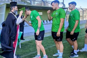 Με την ευλογία του  Αρχιεπισκόπου ο Γιούχτας