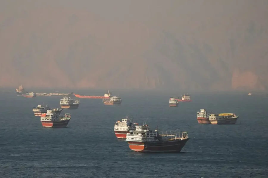Τέσσερα ελληνόκτητα τάνκερ δέχθηκαν επίθεση σε Μαύρη Θάλασσα και Κόλπο του Ομάν
