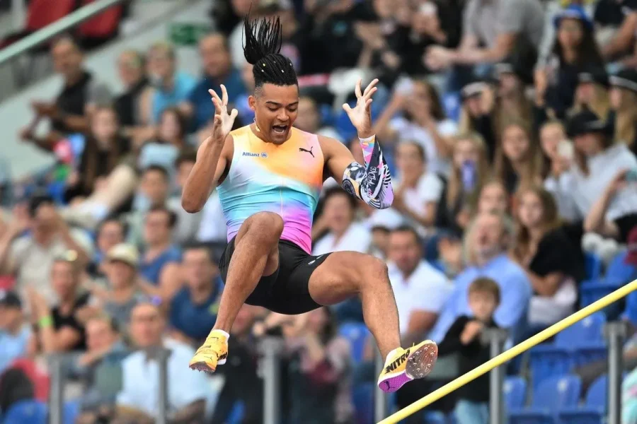 Ο Εμμανουήλ Καραλής 4ος στο Diamond League του Λονδίνου με άλμα στα 5.95 μέτρα – Εγκατέλειψε τον αγώνα ο Αρμάντ Ντουπλάντις