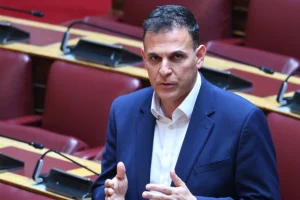 Παραιτήθηκε από βουλευτής του ΣΥΡΙΖΑ ο Γιώργος Καραμέρος: «Από την αρχή υποστήριξα τον Αλέξη Τσίπρα»