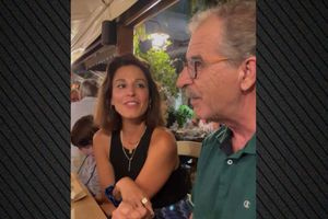 Η Κατερίνα Παπουτσάκη τραγουδά μαζί με τον πατέρα της: «Σητεία, μπαμπάκας, ρακές, αγάπη»