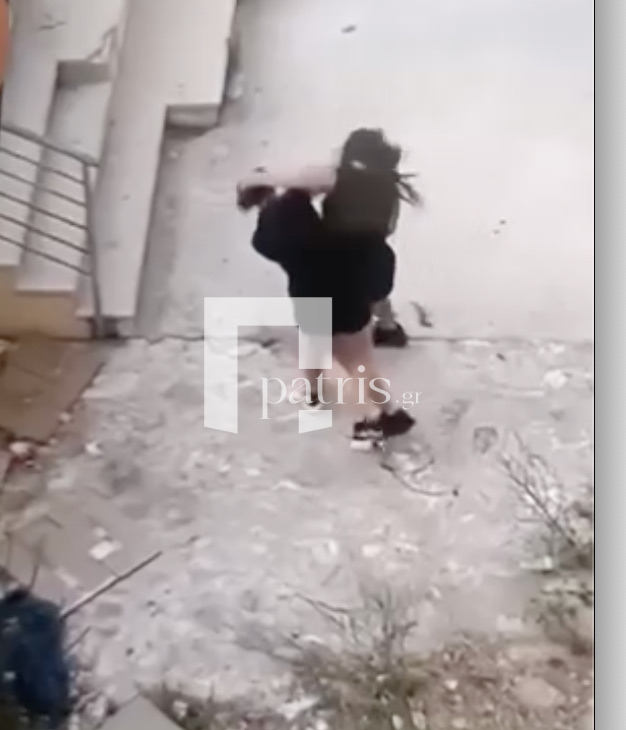 Βίντεο σοκ από το άγριο επεισόδιο με 15χρονες: “Πιάσε πέτρα, τράβα μαλλιά”… Αρένα κοντά στο ΚΤΕΛ Ηρακλείου μεταξύ κοριτσιών για ένα αγόρι! – Ανατριχίλα από το σκληρό σκηνικό (vid)