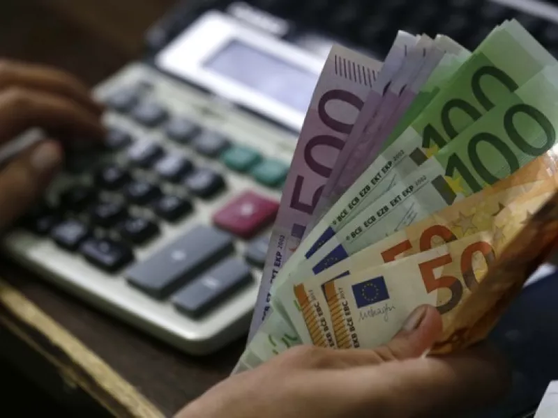 e-ΕΦΚΑ: Επιστρέφονται 1,77 εκατ. ευρώ σε 491 εργαζόμενους συνταξιούχους