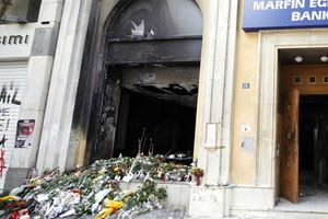 Δύο συλλήψεις για τον εμπρησμό στη Marfin το 2010