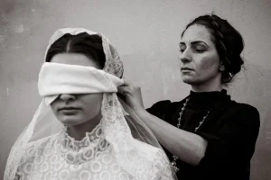 Η παράσταση «Με λένε Νύφη» στο Ανοιχτό Δημοτικό Θέατρο Αρκαλοχωρίου