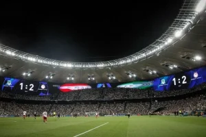 Ολυμπιακός: Το γήπεδο που ενέπνευσε την οθόνη 10.000 τ.μ. που θα μπει στο νέο “Γ. Καραϊσκάκης”