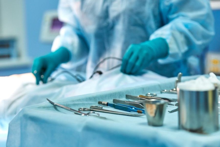 ΠΑΓΝΗ: Κλειστές 3 από τις 7 χειρουργικές αίθουσες για να βγουν οι 40.000 μέρες χρωστούμενες άδειες!