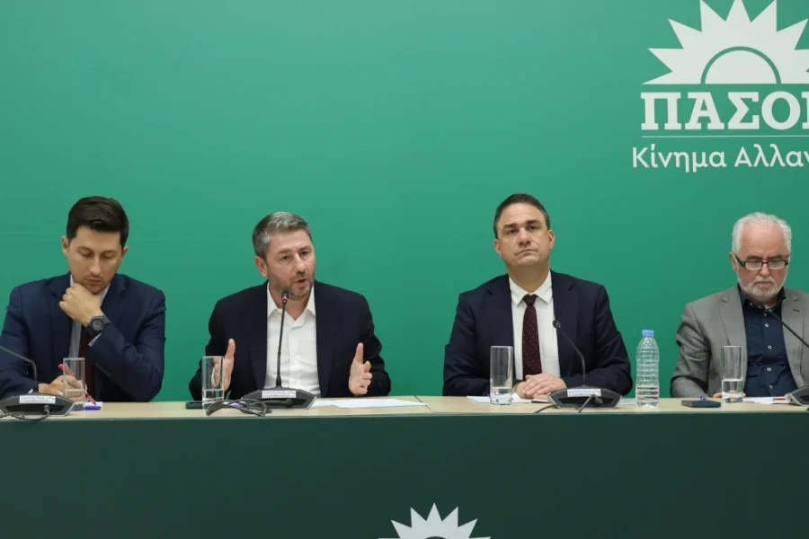 Πώς κοστολογεί το ΠΑΣΟΚ την 13η σύνταξη, οι 17 προτάσεις του για τους συνταξιούχους
