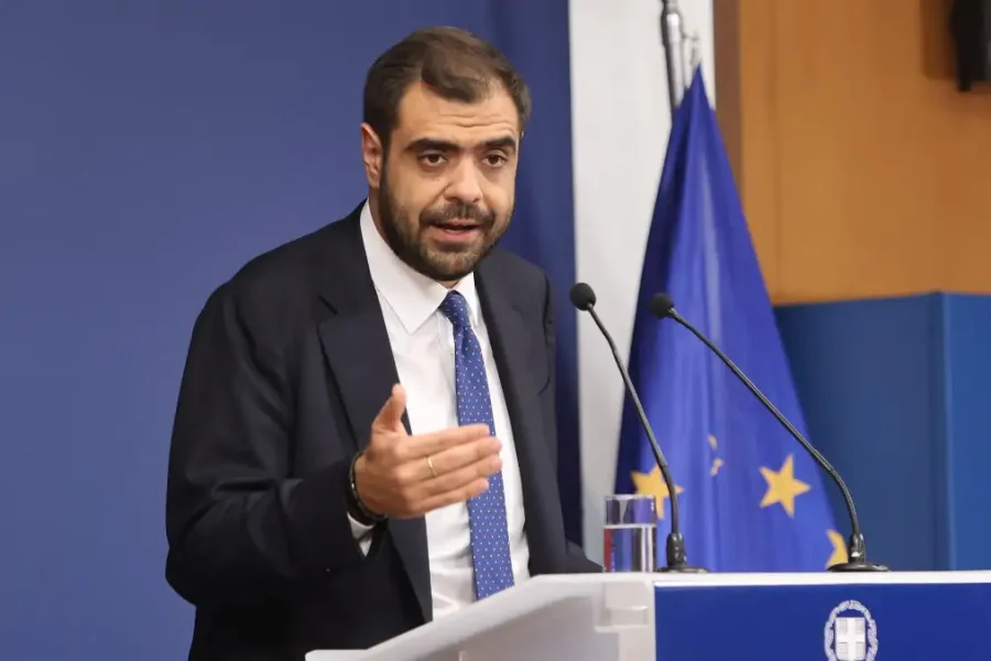 Μαρινάκης κατά Σαμαρά: «Αντί να κάνει βίντεο για το διχαστικό δημοψήφισμα του 2015, επέλεξε να κάνει εναντίον της παράταξης»