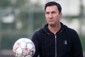 Επιστρέφει στην Κρήτη για λογαριασμό της Επισκοπής ο Κώστας Φραντζέσκος