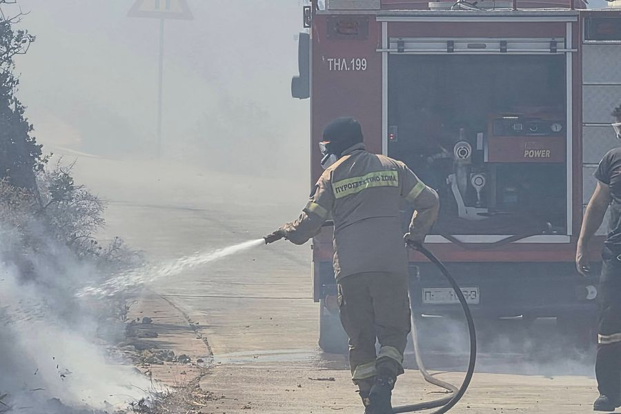 Μεγάλη φωτιά στο Ρέθυμνο: Ανάσα για τους 300 πυροσβέστες σε Κρύα Βρύση και Πρέβελη, υπό έλεγχο με κίνδυνο αναζωπύρωσης – Κάηκε το 20% του Δήμου Αγίου Βασιλείου