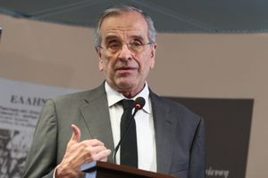 Ο Σαμαράς άρχισε τα TikTok με συνομιλητή το γραφείο Τύπου του – Επίθεση στη Ντόρα, τι λέει για τον… Εδεσσαϊκό