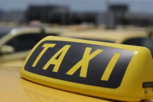 Καταγγελία για οδηγό ταξί: Από 40 ευρώ ζήτησε 80 στη μέση της διαδρομής – «Εδώ κάνω κουμάντο εγώ»
