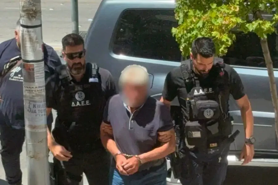 Ελεύθερος ο 76χρονος που συνελήφθη για την πυρκαγιά στο Ωραιόκαστρο Θεσσαλονίκης- Διατάχθηκε προκαταρκτική έρευνα