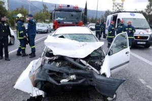 Νέα τραγωδία στη Χαλκιδική: Νεκρός 19χρονος σε σφοδρή σύγκρουση δύο αυτοκινήτων