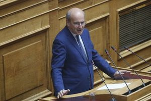 Κ. Χατζηδάκης: Ελπίζω ότι τουλάχιστον στην προστασία της ελληνικής γλώσσας και της σημαίας, η αντιπολίτευση θα εγκαταλείψει την μικροκομματική άρνηση