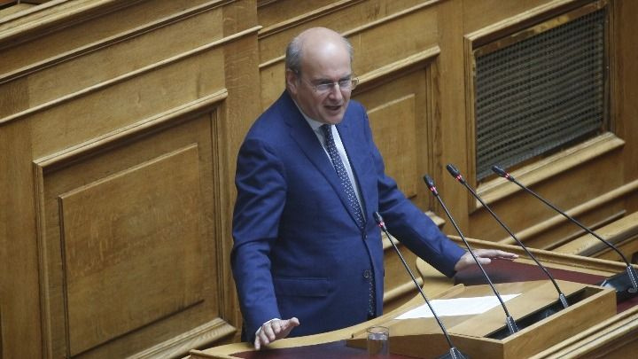 Κ. Χατζηδάκης: Ελπίζω ότι τουλάχιστον στην προστασία της ελληνικής γλώσσας και της σημαίας, η αντιπολίτευση θα εγκαταλείψει την μικροκομματική άρνηση