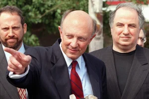 Πέθανε ο πρώην διευθυντής της CIA, Τζέιμς Γούλσεϊ