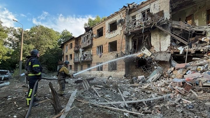Σειρά εκρήξεων στο Κίεβο – Τουλάχιστον 13 νεκροί σε ρωσικά πλήγματα στην Ουκρανία χθες